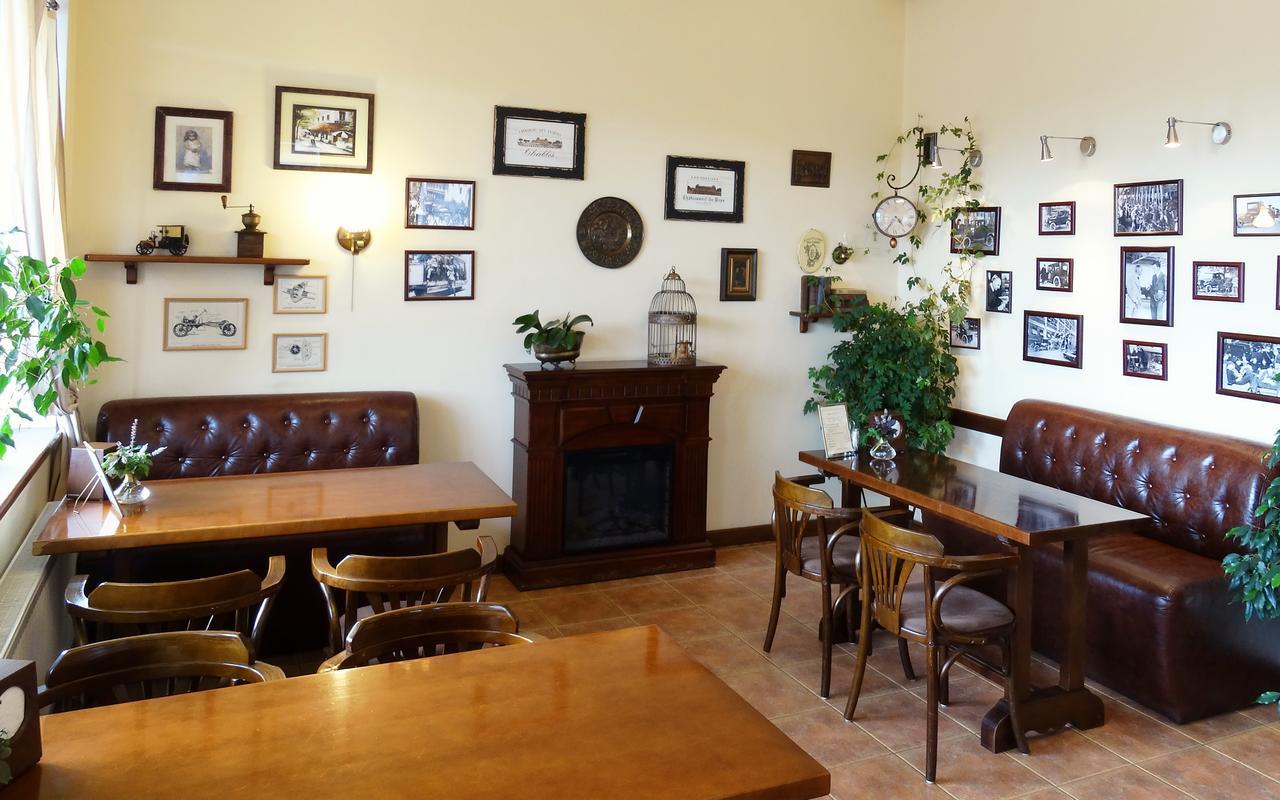 אודסה Henry Ford Mini Hotel מראה חיצוני תמונה